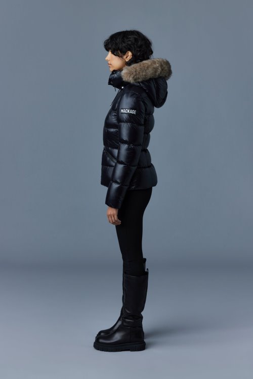 MADALYN-SH Black Mackage