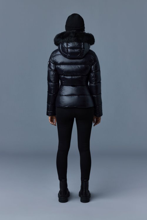 MADALYN-SH Black Mackage