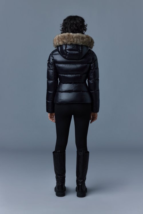 MADALYN-SH Black Mackage