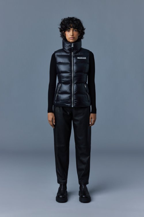 CHAYA Black Mackage