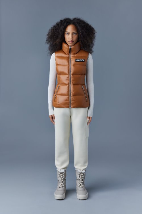 CHAYA Black Mackage
