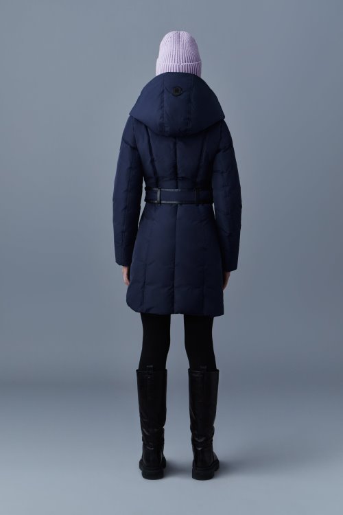 Black KAY-NFR Mackage