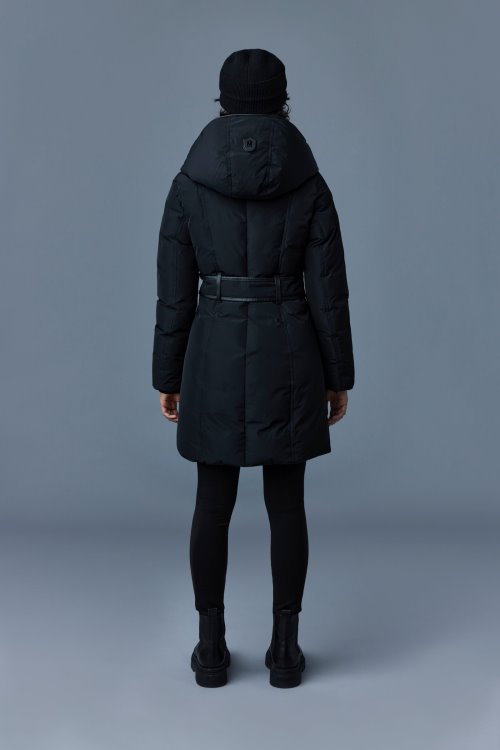Black KAY-NFR Mackage
