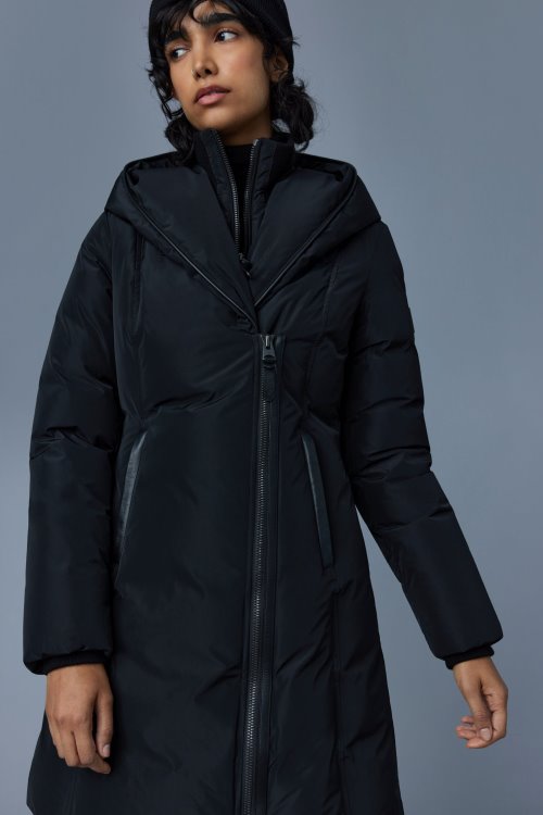 Black KAY-NFR Mackage