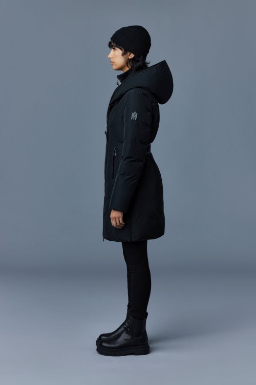 Black KAY-NFR Mackage