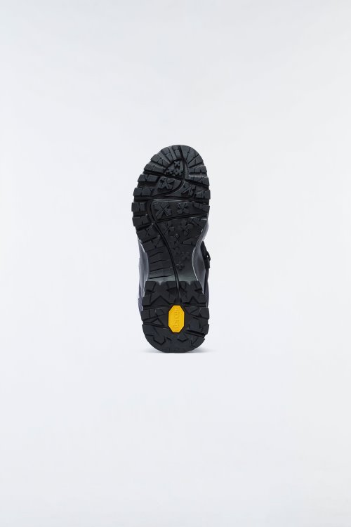 CONQUER Black Mackage