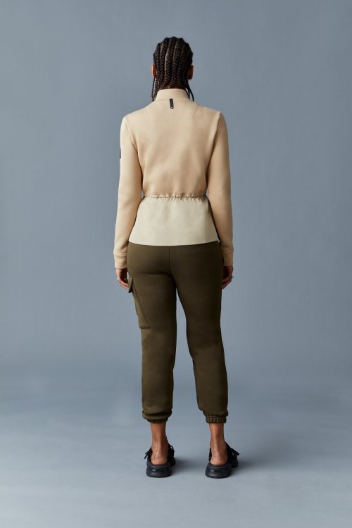 JOYCE-Z Black Mackage