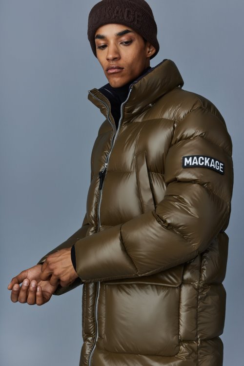 Black KENDRICK-R Mackage