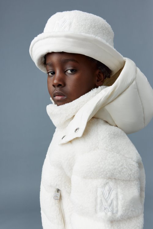 Cream ARI Mackage