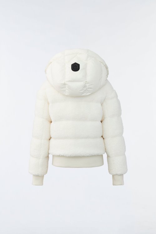 Cream ARI Mackage