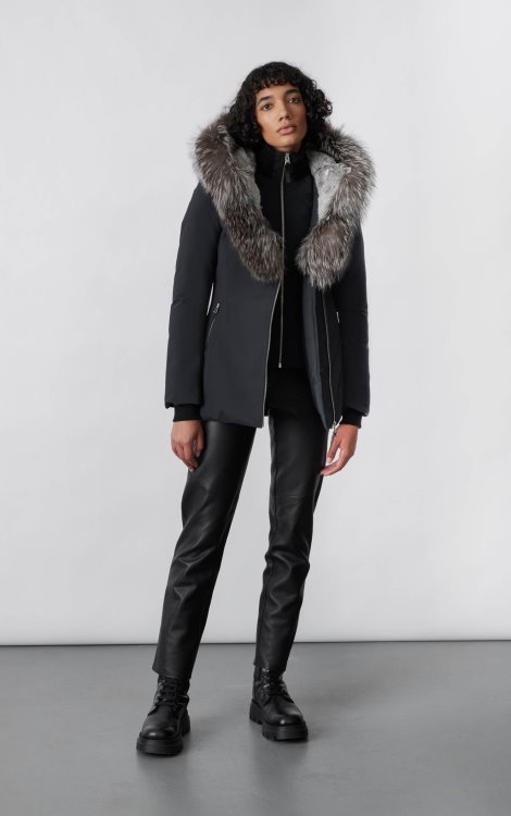 Black Mackage AKIVA-X