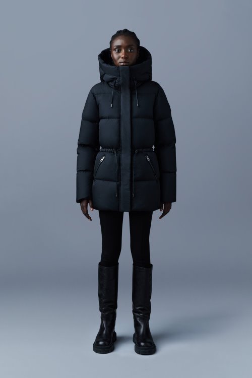 FREYA Black Mackage