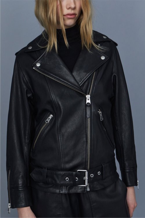Black CHLOE Mackage