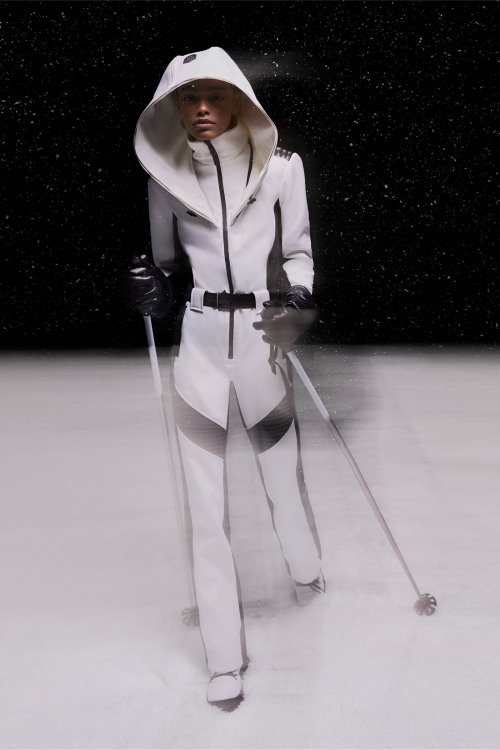 ELLE-NFZ Black Mackage