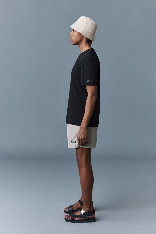 ACE-Z White Mackage