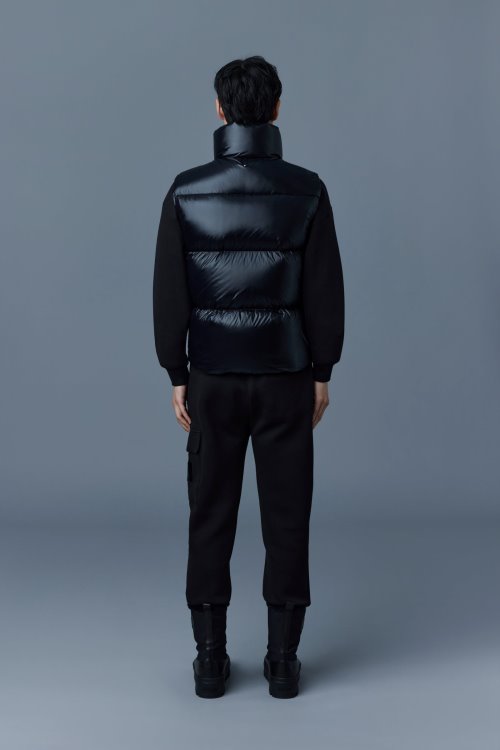 KANE Mackage Black