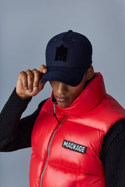 KANE Mackage Black